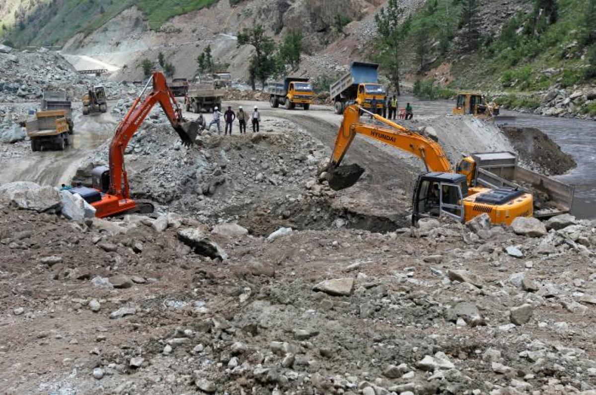 India fast-tracks hydro projects in Kashmir